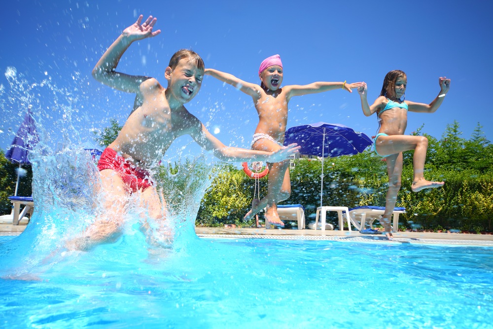 Best Backyard Pool Water Toys: How to Throw a Pool Party Without a Pool -  Thrillist